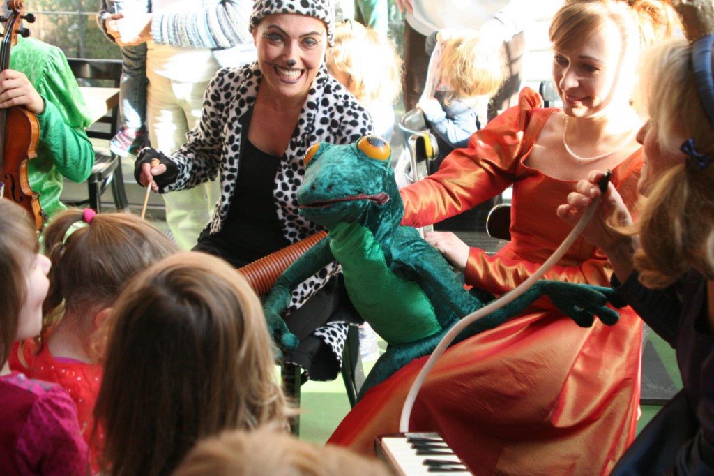 Theater für Kinder Froschkönig Foyer