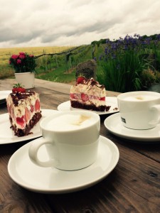 Erdbeertorte im Hofcafé