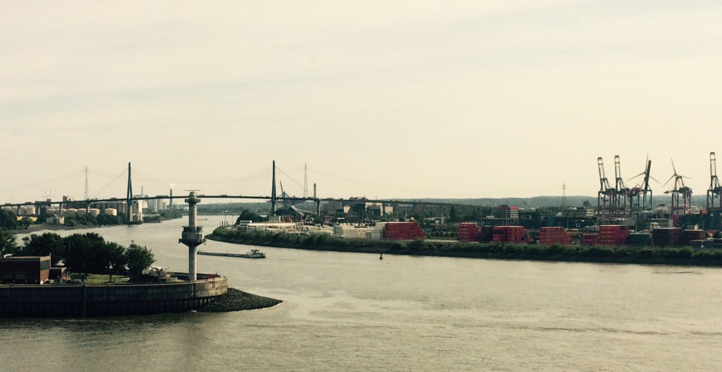 Stattreisen Hamburg Kinder Hafen Elbe